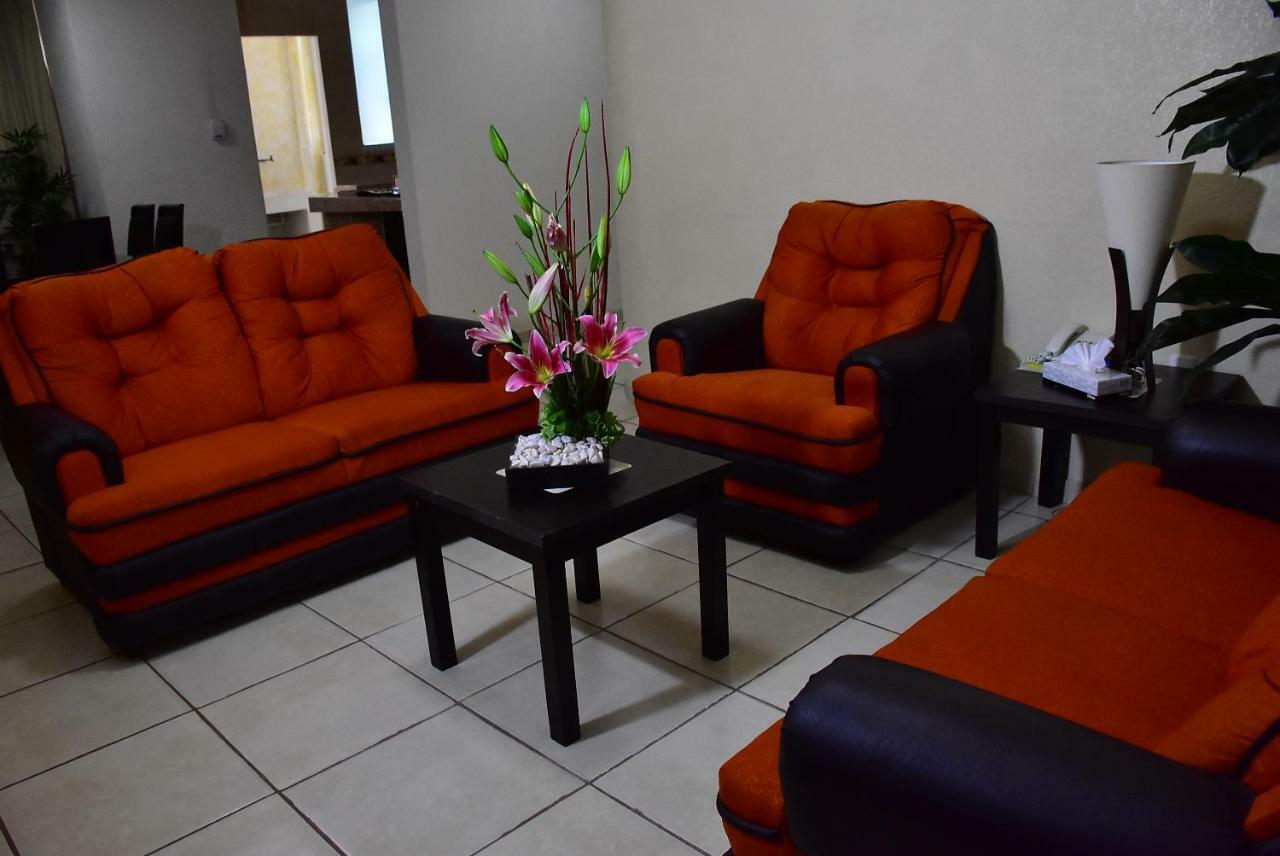 Hotel Suite Azomali Tula de Allende Bagian luar foto